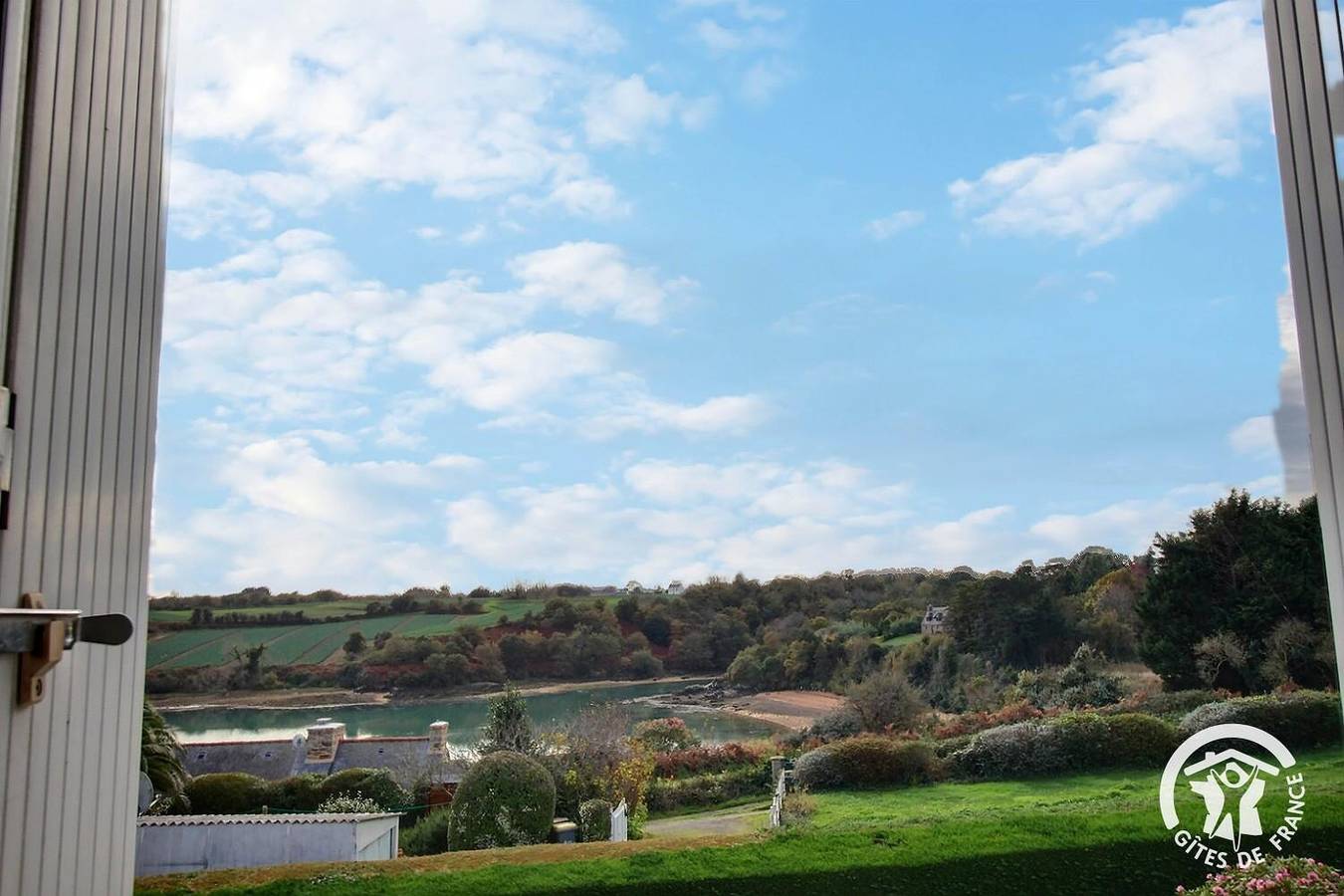 Nod Er Guern in Lanmodez, Côte de Granit Rose