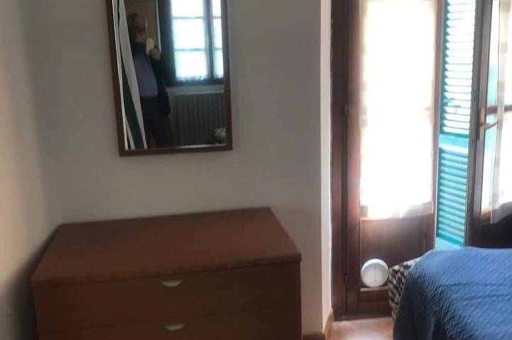Ganze Wohnung, Vacation House Gerenzone Quiet apartment with large, well-exposed terrace. in Lecco, Westliche Bergamo-Alpen