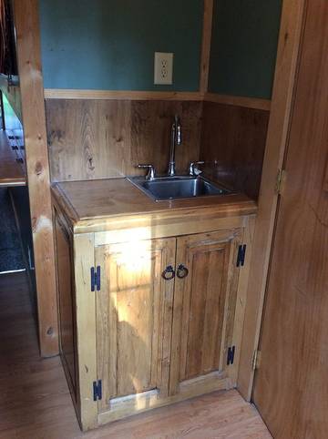 Log Cabin for 11 Guests in Island Park, Fremont County (ID), Picture 1