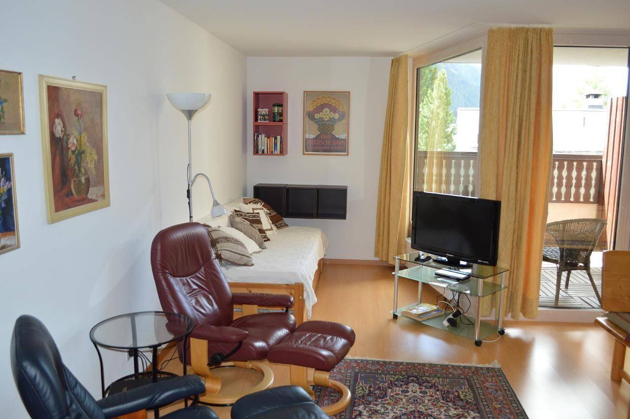 Ganze Ferienwohnung, Residenz La Mora 08 in La Punt-Chamues-ch, Oberengadin
