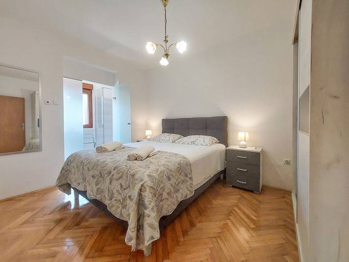 Ferienwohnung für 5 Personen, mit Garten und Terrasse in Punat - 4