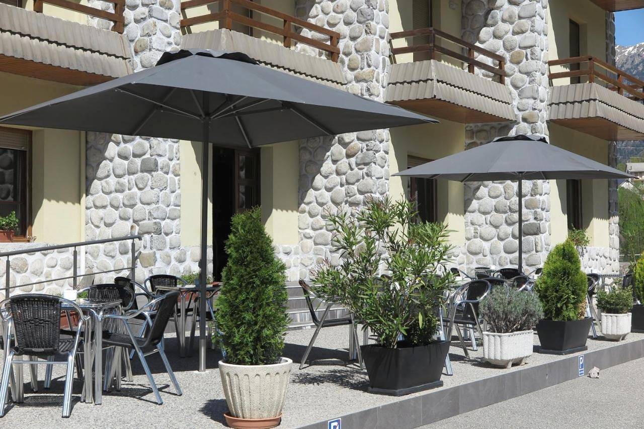 Snö Hotel Bielsa in Bielsa, Pirineo Aragonés