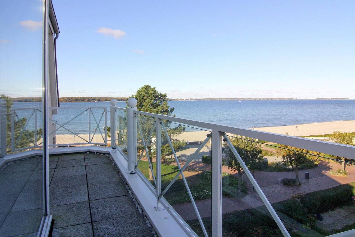 Ganze Wohnung, Apartment Panorama Laboe für vier Personen in Kieler Förde, Laboe