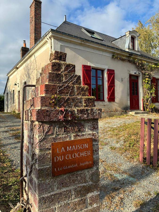 Five-Bedroom House in Jupilles, Sarthe
