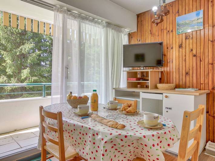 Ganzes Studio, Gemütliche Wohnung für 4 in Gourette, Südwestbalkon, optionale Services in Gourette, Eaux-Bonnes