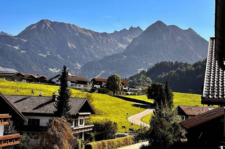 Ferienwohnung für 3 Personen, mit Pool und Balkon sowie Sauna in Obermaiselstein