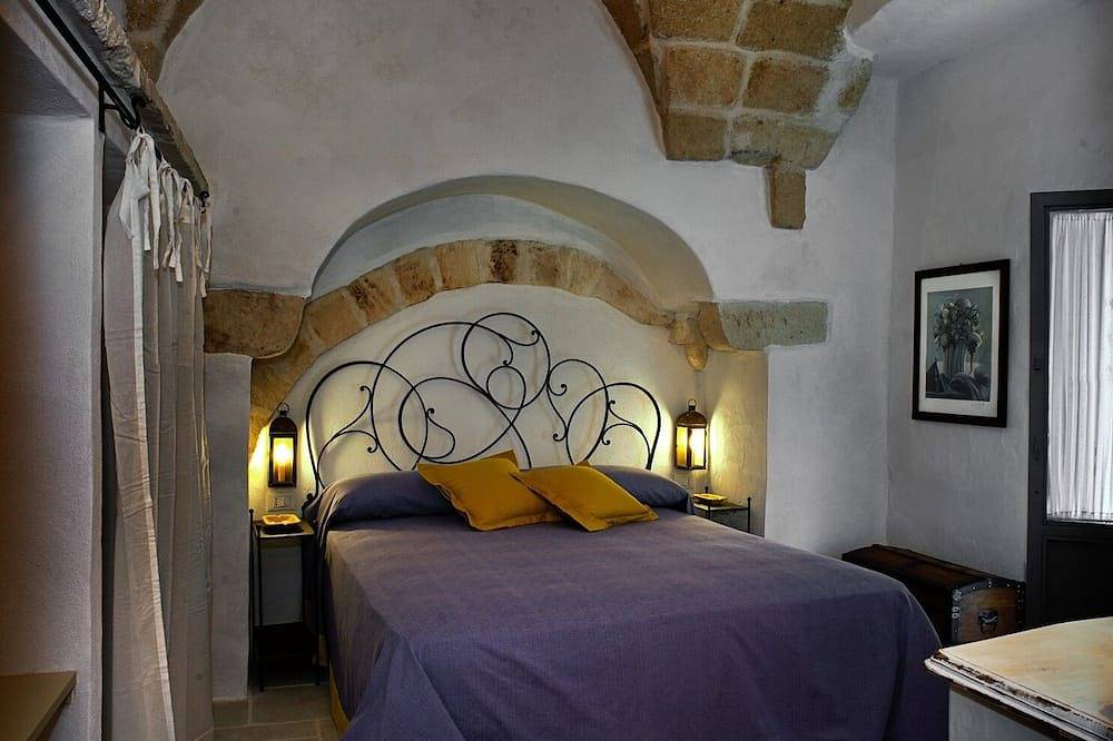 Salento 1700 Villa, Pool, in der Nähe von Meer, bietet eine intime und romantische Atmosphäre in Spongano, Lecce Provinz