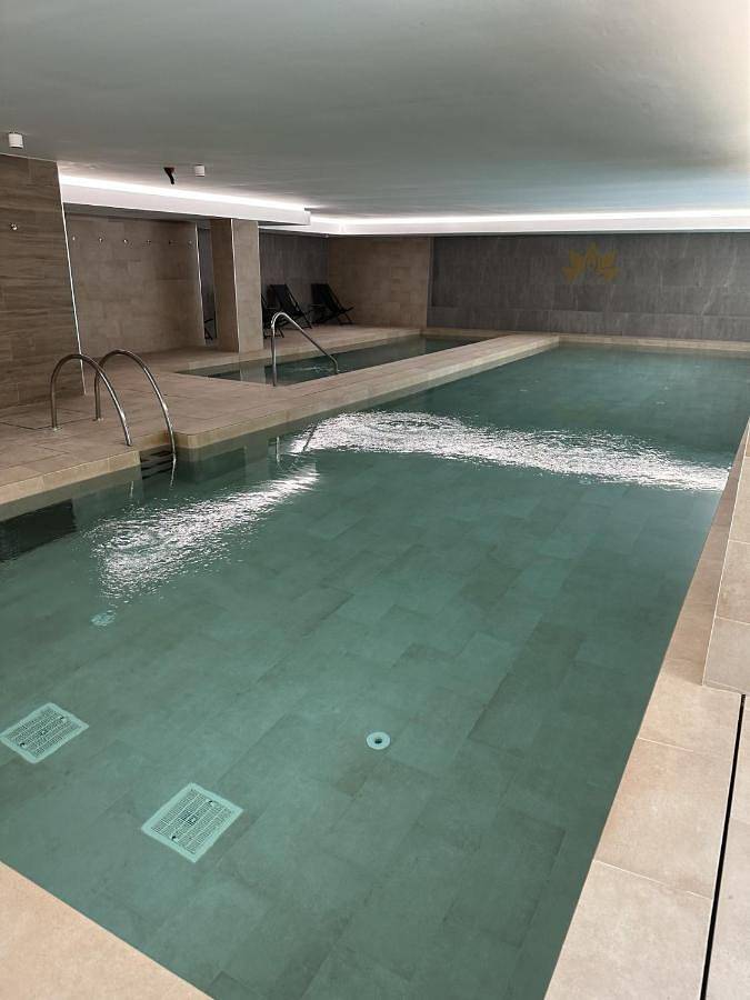 Entire apartment, Stylish Apartment with Pool, Spa and Gym in Costa de la Luz
