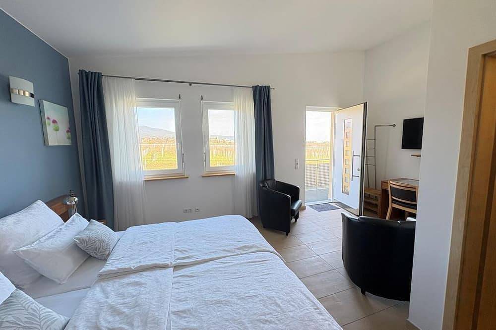Weingut Gästehaus Platz - Doppelzimmer, Dusche, Wc, ruhig in Hambach (Neustadt), Neustadt an der Weinstraße