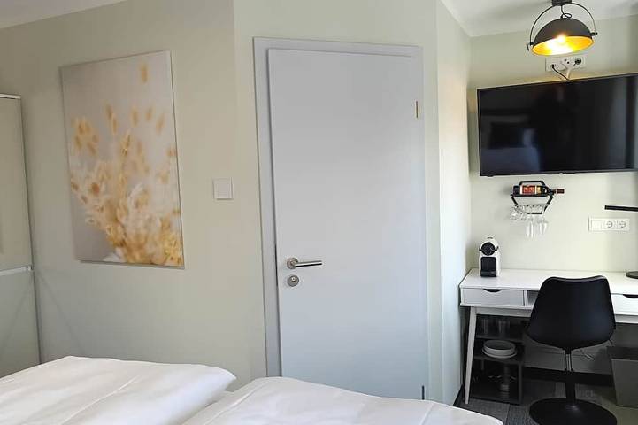 Nox Hotel - Digital-Check-In - No Reception - nahe Bretten & Karlsruhe in Walzbachtal, Kraichgau