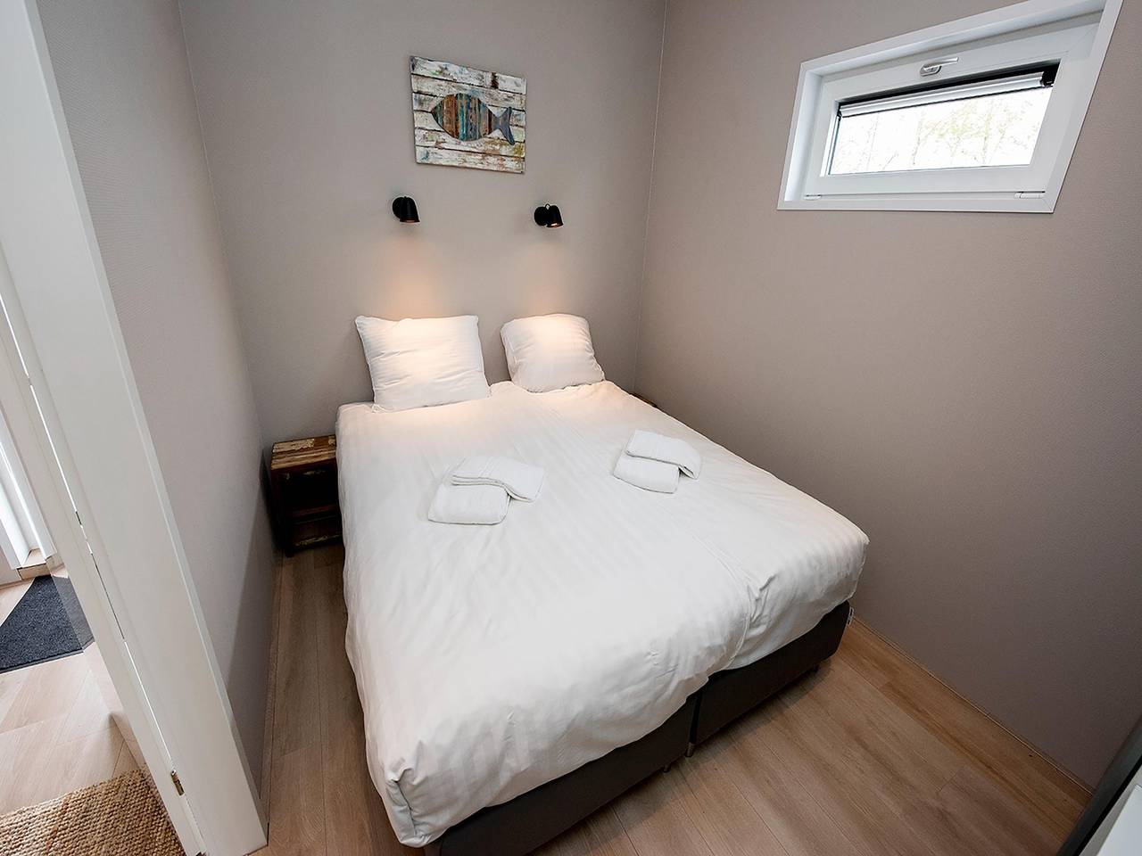 Hausboot in Sneek mit Seeblick in Friesland