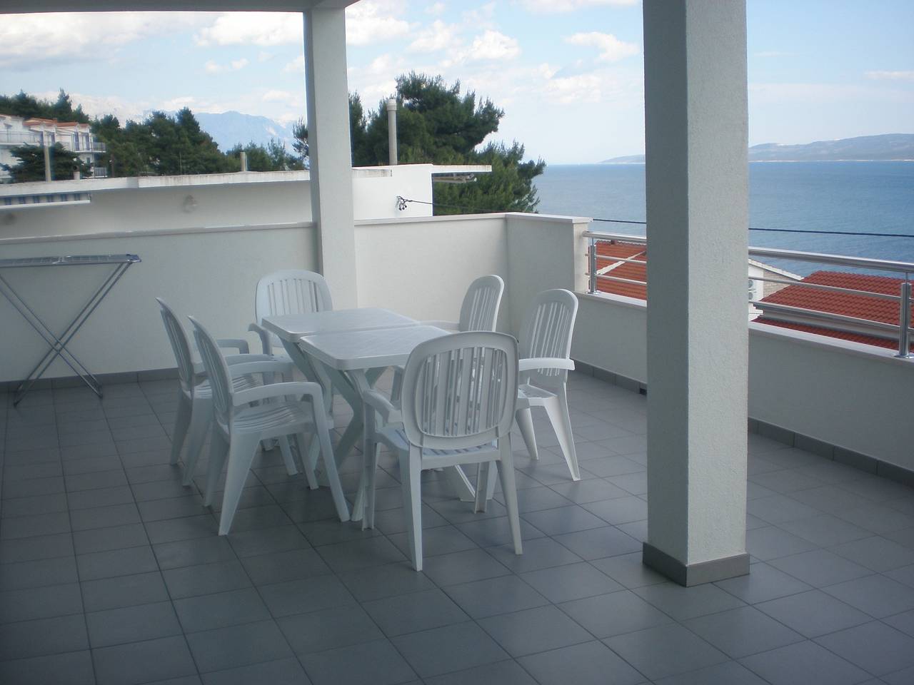 Ganze Wohnung, 2-Zimmer-Ferienwohnung mit Terrasse und Meerblick Stanici, Omis A-2763-c in Stanici, Omis-Riviera