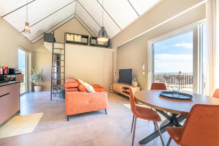 Location de vacances pour 4 personnes, avec jardin et vue à Porto Moniz - 2