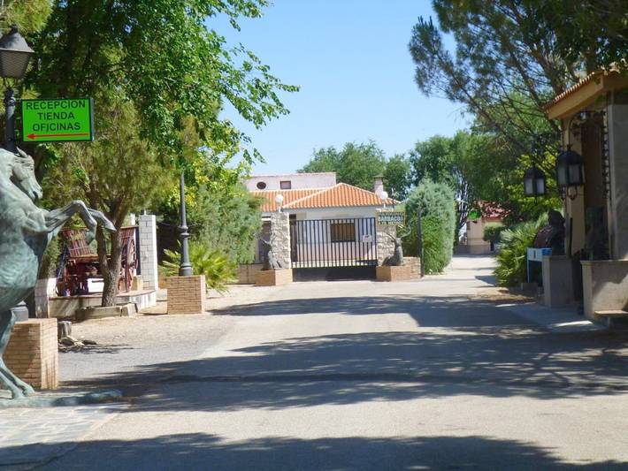 Hotel para 4 personas, con jardín y vistas en Provincia de Ciudad Real - 3
