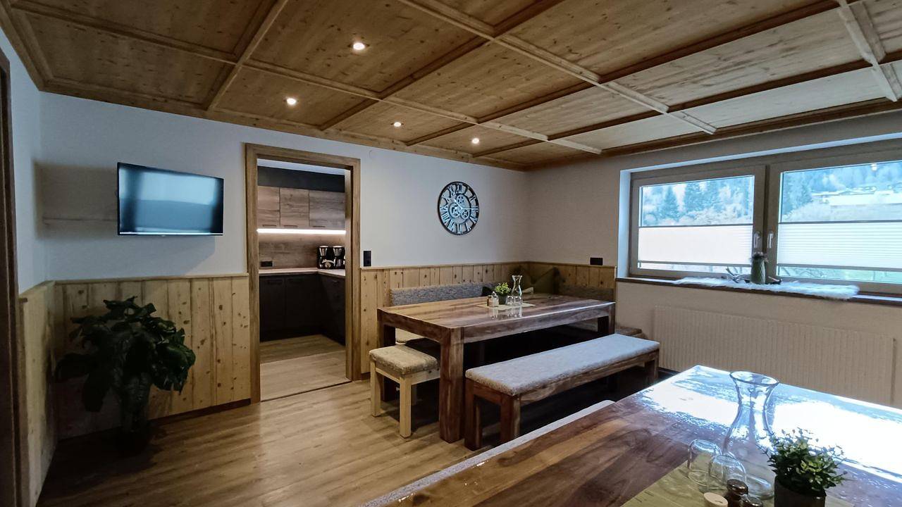 Ganze Ferienwohnung, Ferienwohnung für 12 Personen (140 m²) in Ried im Zillertal in Tuxer Alpen, Ried im Zillertal