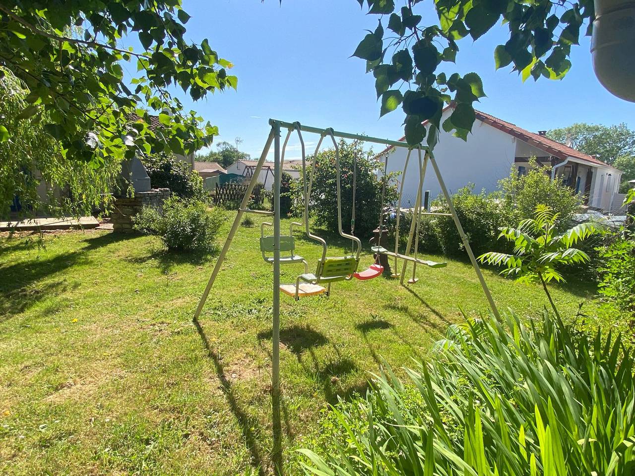 Peaceful house with garden and wifi, 3 bedrooms in Avrillé (Vendée), Vandea