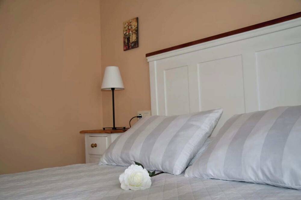 Ganze Wohnung, Apartamentos La Bardenilla für 2 personen in Peñamellera Baja, Costa Verde (Spanien)