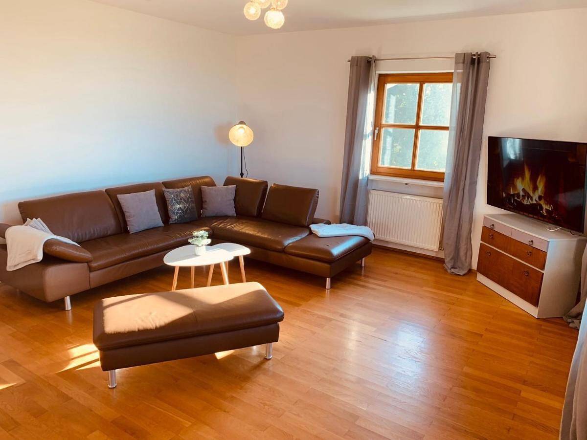 Ferienhaus "Adlerhorst" mit privater Terrasse, Balkon und Wlan in Thyrnau, Passauer Land