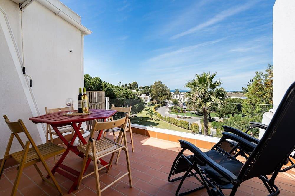 Apartment for 4 People in Quinta do Lago, Almancil