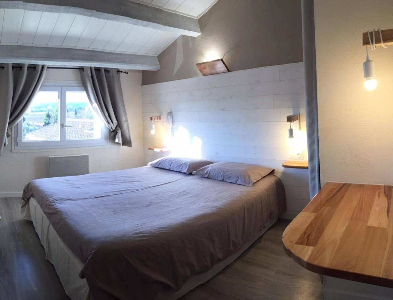 Double Room in Uzès, Région de Nîmes
