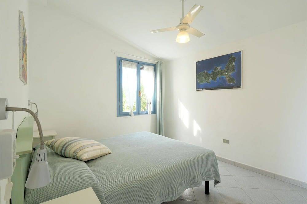 Bellissimo appartamento in villa per 3 ospiti con Wifi, Tv, patio e animali ammessi in Innamorata, Isola d'Elba