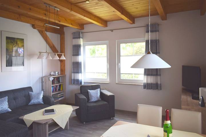 Ferienwohnung für 6 Personen, mit Terrasse und Sauna in Prerow