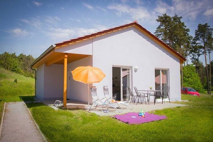 Chalet für 6 Personen, mit Terrasse und Sauna in Brandenburg - 4