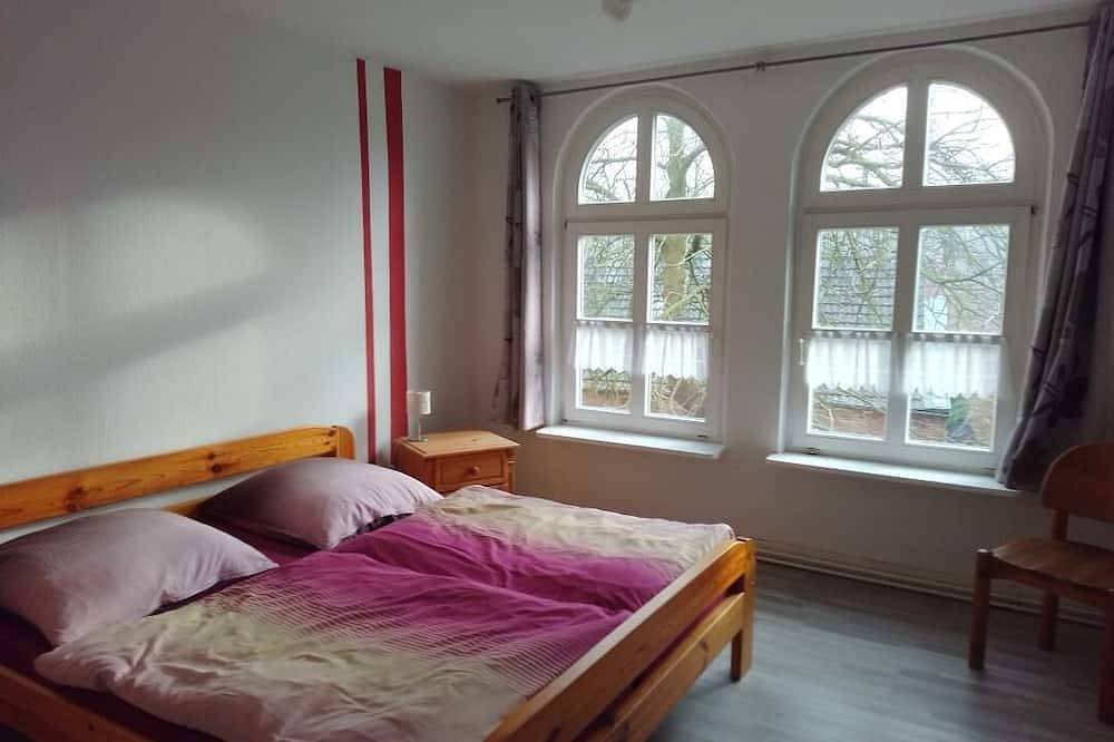 Ganze Wohnung, Ferienwohnung Alte Pastorei Arle in Arle, Großheide