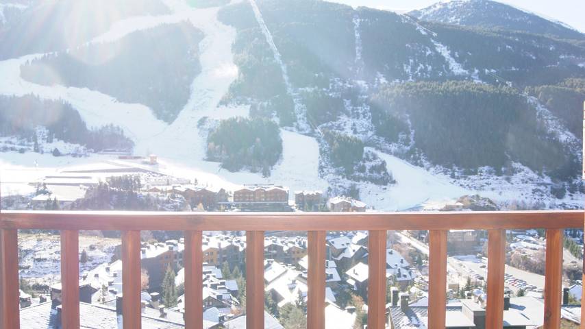 Gîte pour 7 personnes, avec balcon à El Tarter - 2