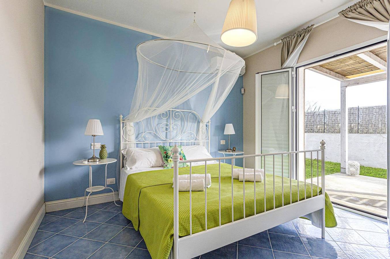 Villa für 4 Personen mit Garten in Santa Maria del Focallo, Ispica