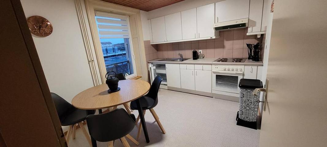 Hôtel pour 4 personnes, avec balcon à Delémont - 2