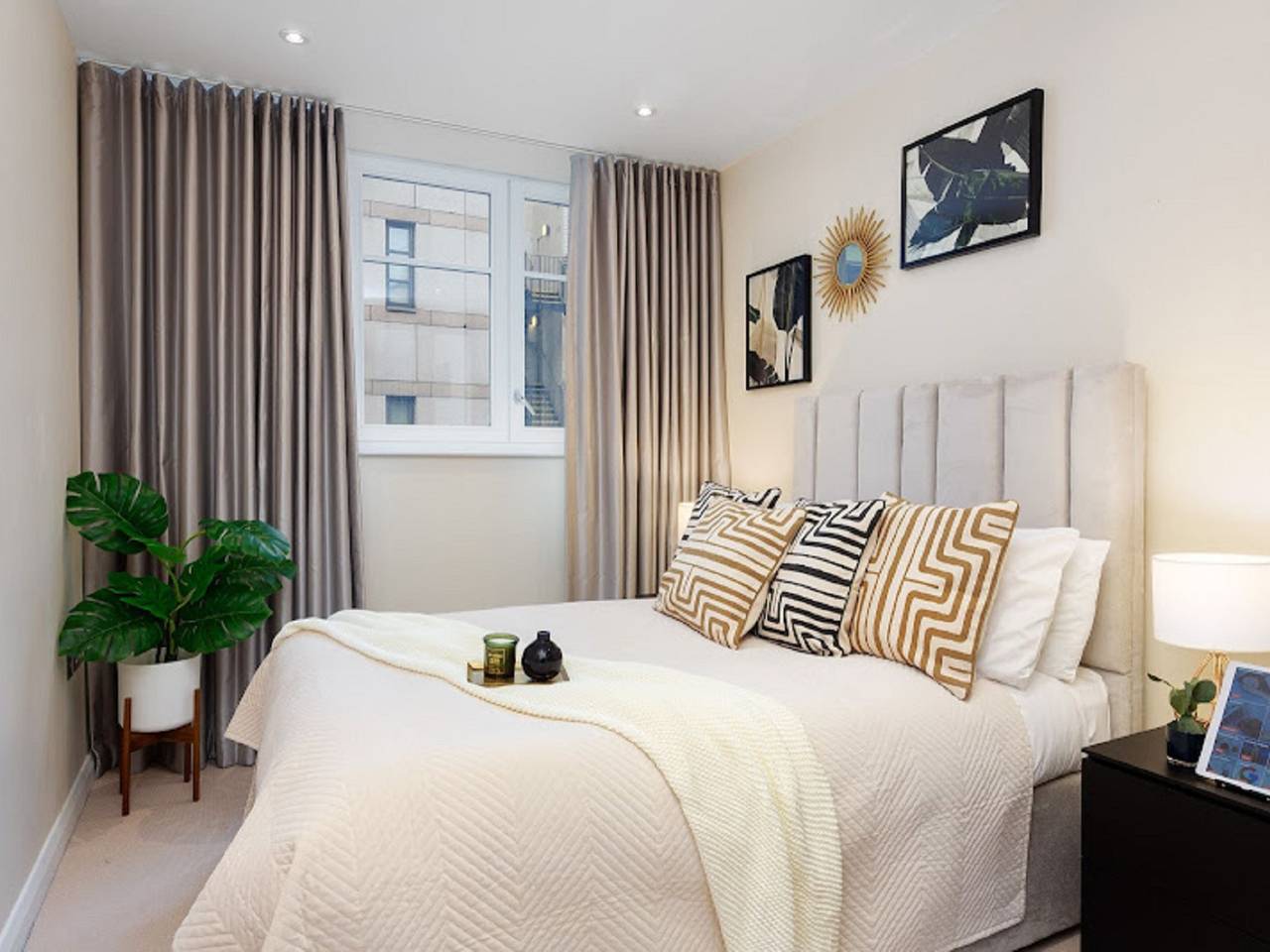 Entire apartment, Chancery Lane, Central London in Downtown, London