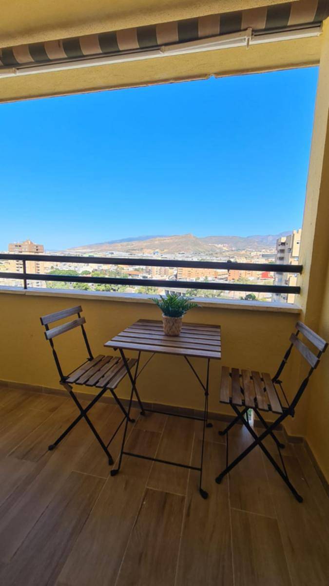 Ferienwohnung für 2 Personen, mit Balkon/Terrasse in Roquetas de Mar - 2