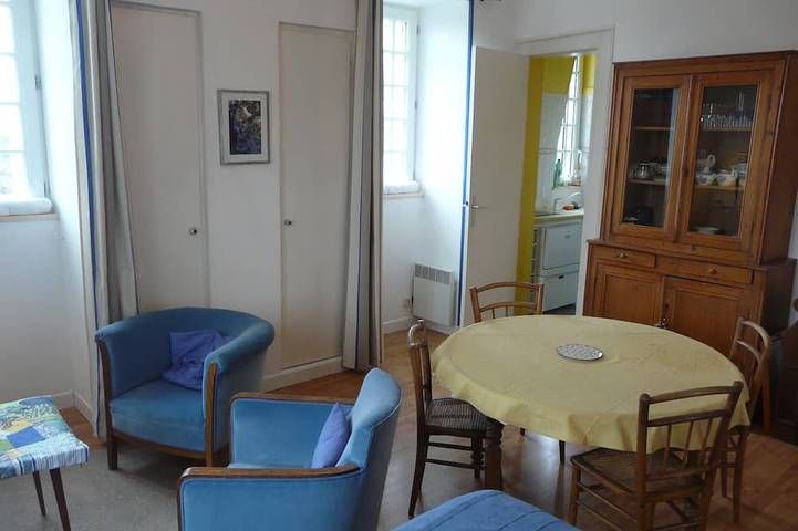 Appartement entier, Appartement Vue Village Et Mer parking gratuit in Étretat, Région du Havre