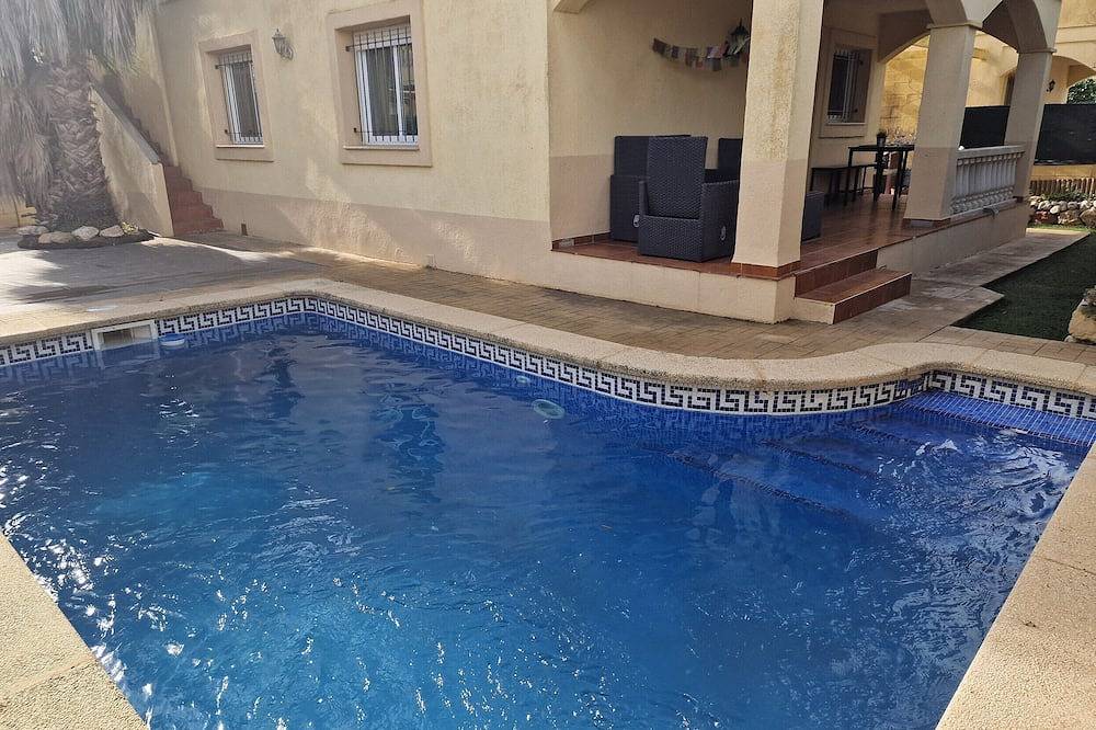 Casa vacanza a Riumar a partire da 192€ a notte