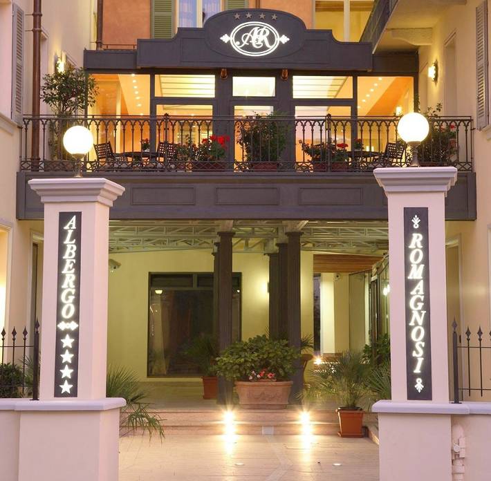 Hôtel pour 3 personnes, avec jardin ainsi que jacuzzi et sauna, animaux acceptés - 1