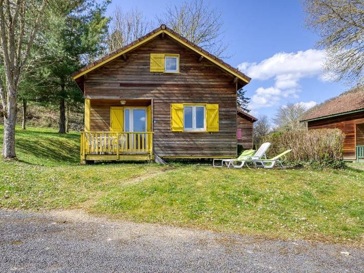 Résidence Vacancéole Les Chalets de la Chazotte - Chalet 5 persons - 3 rooms 5 people in Saint-Jacques-d'Ambur, Puy-de-Dôme