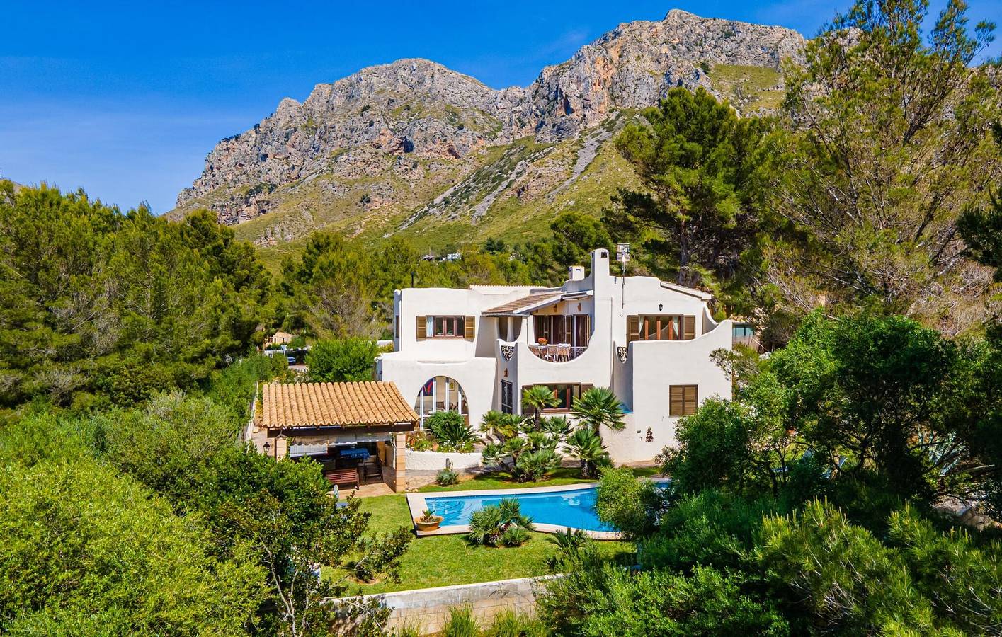 Meerblick-Paradies mit Pool, Terrasse und Grill in Betlem, Artà