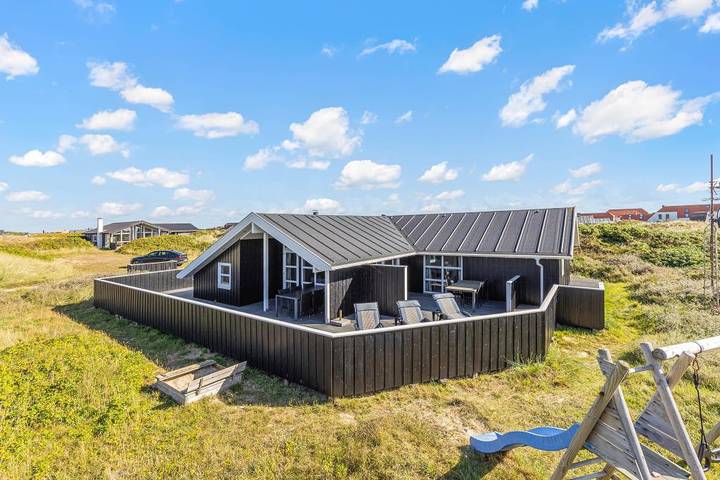 Villa for 8 personer, med balkon/terrasse og jacuzzi samt sauna - 1