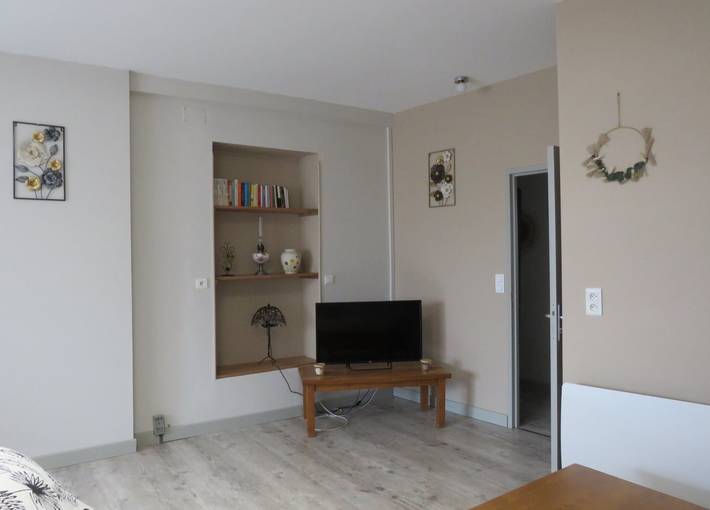 Gîte pour 4 personnes, avec terrasse à Montredon-Labessonnié - 2