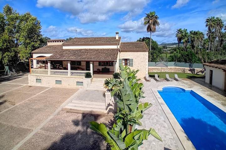 Holiday home for 6 people, with terrace and garden as well as pool - 1