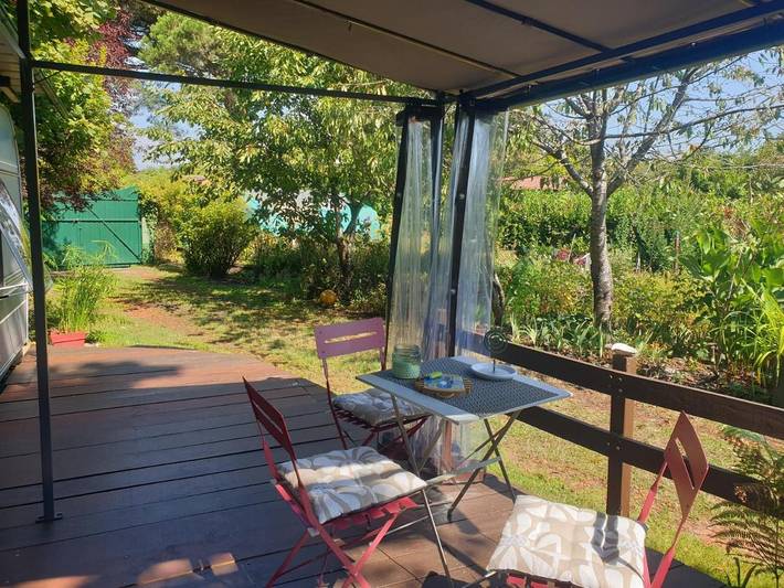 Camping für 4 Personen, mit Ausblick und Terrasse sowie Garten in Mimizan - 2