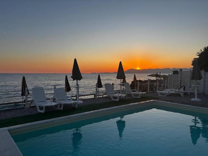 Camping für 5 Personen, mit Terrasse und Garten sowie Pool in Cilento - 2