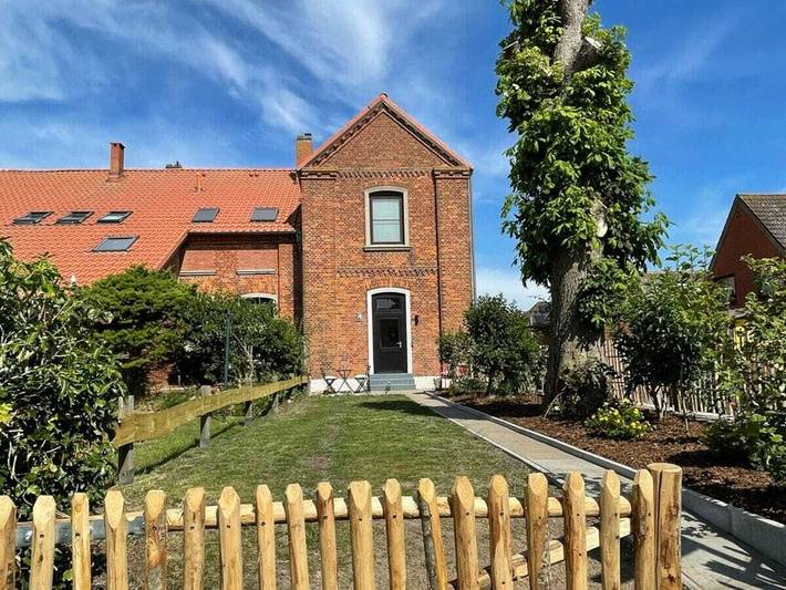 Ferienhaus für 4 Personen, mit Terrasse und Garten