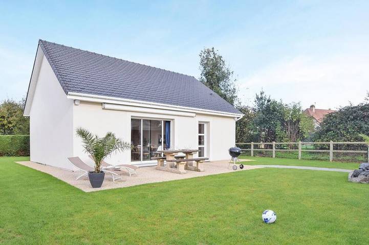 Location de vacances pour 6 personnes, avec jardin à Angerville-l'Orcher