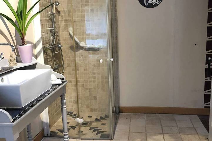 Location de vacances pour 10 personnes, avec jardin à Gémozac - 2