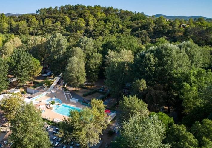 Mobil home pour 4 personnes, avec jacuzzi et bassin pour enfant à Boisset-et-Gaujac