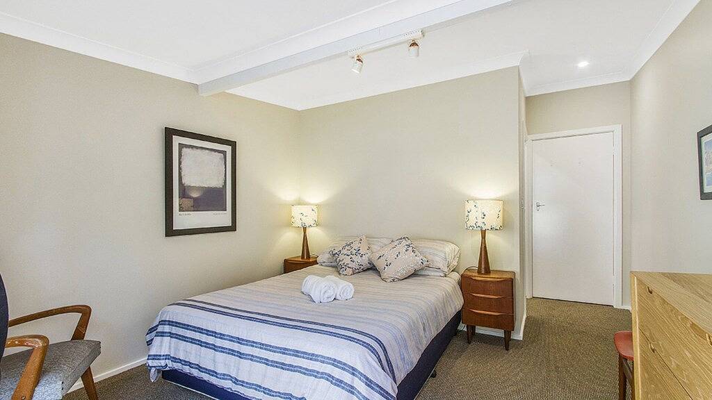 Hillside Hideaway by Holidayco. in Pearl Beach, New South Wales