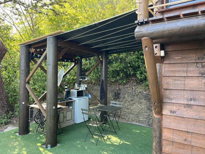 Tente pour 4 personnes, avec jacuzzi et jardin dans Auvergne-Rhône-Alpes - 3