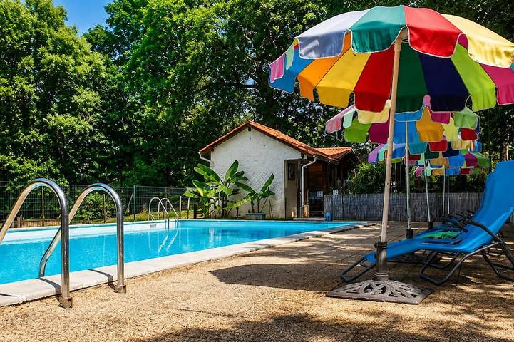 Gîte pour 6 personnes à Noaillan
